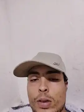 צ'אט XXX בשידור חי של Jhon_6