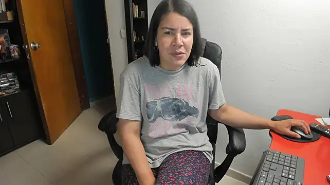 peanut_tangerine's Live XXX Chat
