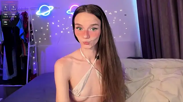 HottieEVER: онлайн-секс-чат