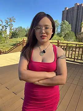 Xiaobei-snow - 4300粉丝脱内衣，4600粉丝脱内裤！