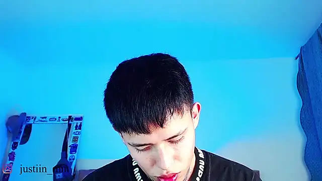 _justinmoon2 Adlı Modelin Canlı XXX Sohbeti