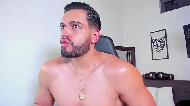 Онлайн чат XXX Justin_kingX7