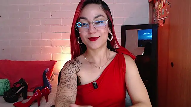 Amy66 লাইভ XXX চ্যাট