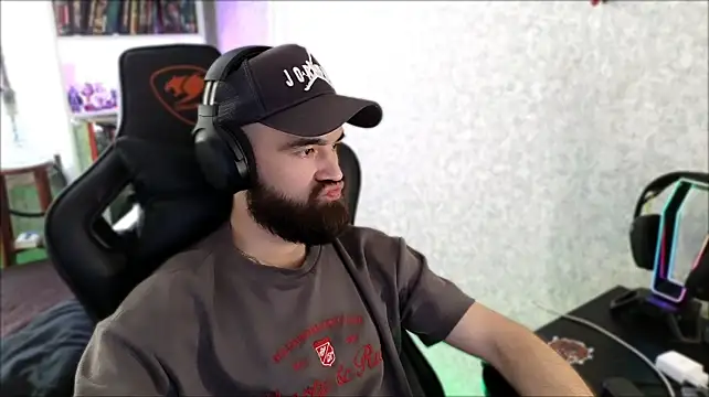 Chat +18 de _Serious_Man ao vivo