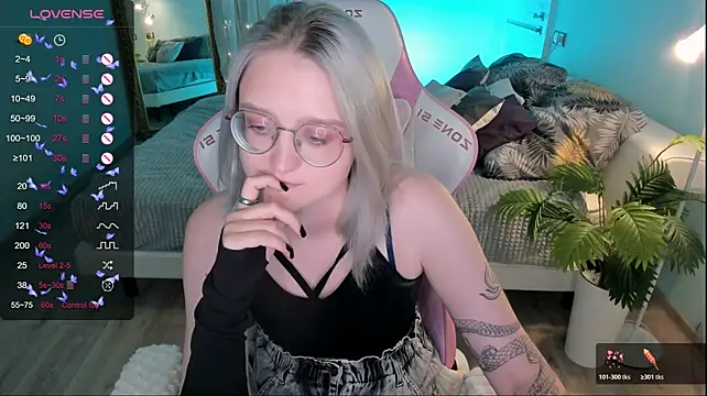 LunarGlow Live XXX-Chat