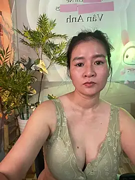Miuxynh Live XXX Chat
