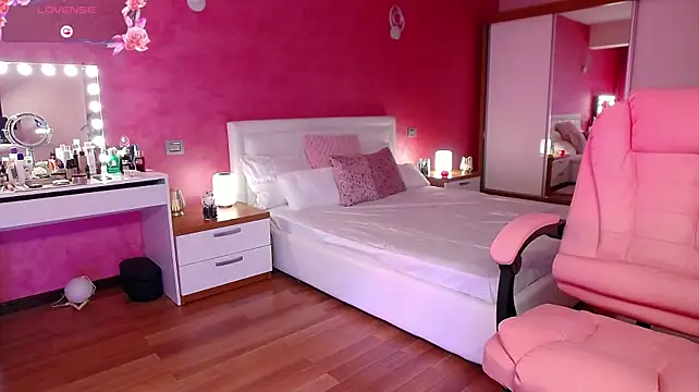 MissKora লাইভ XXX চ্যাট