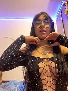 SweetSmokee লাইভ XXX চ্যাট