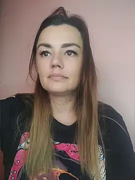Chatroom XXX en direct de KrissSexi
