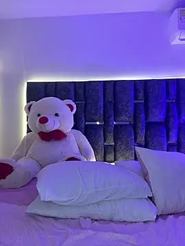 Chat +18 de Bella-kim- ao vivo
