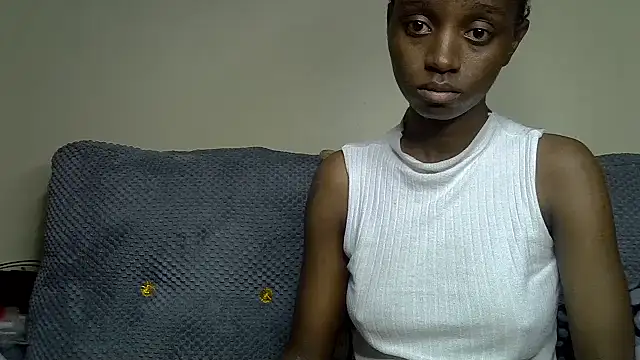 XXX chat uživo modela Enkarxx