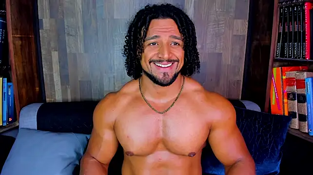 MikeEstevess: απευθείας συνομιλία ΧΧΧ