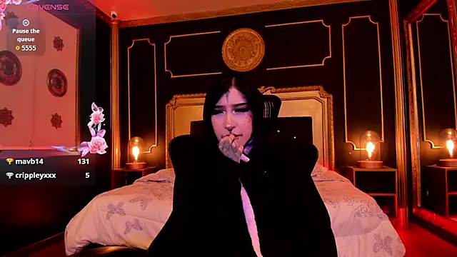 Kat_VonDe - Spank ass x5 on doggy