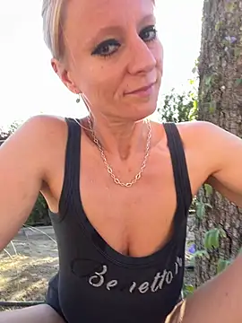 LaMadrina006 Chat XXX live
