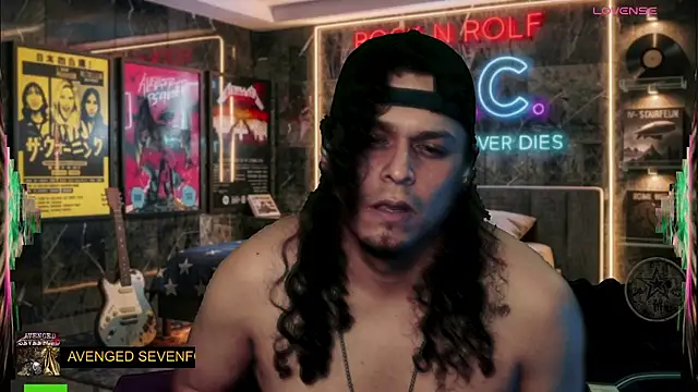 chino_roz's Live XXX Chat