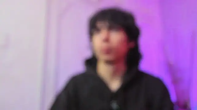 Czat XXX na żywo – Tyler_durten