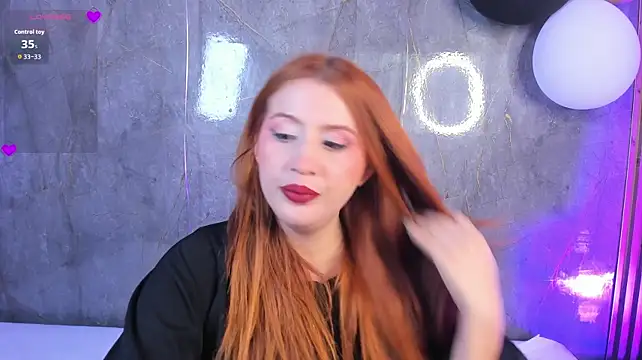 AllisonDouce - Suck My Fingers Close Up + Control x 1mi