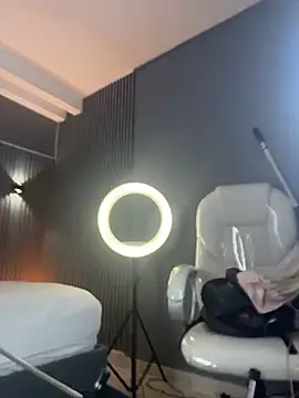 MadisonLeman Live XXX chat