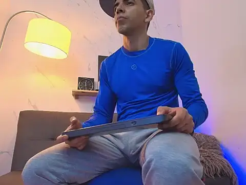 ragnar_valkor – Naživo XXX chat