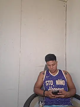צ'אט XXX בשידור חי של Felix_Asher