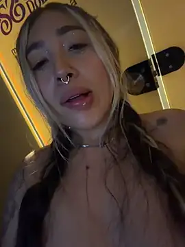 ManuelaVeeleez