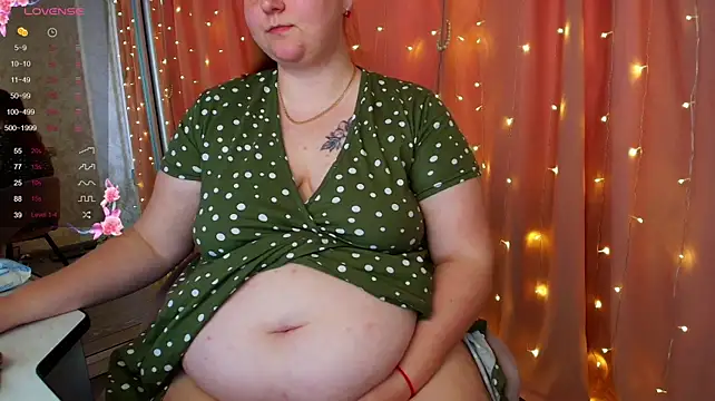 Mia_Bows - Fuck my belly button