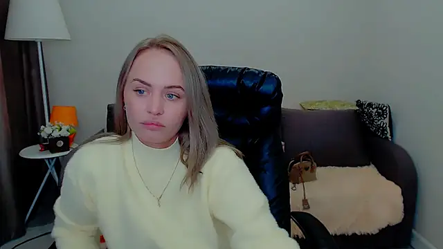 LiluMoon__ Chat XXX in diretta