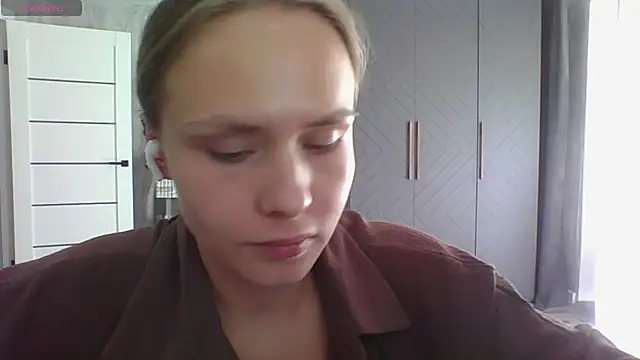 Chat +18 de Annie_Cohn ao vivo