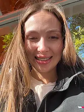 Coconut_milk - Massage boobs under bra in bus