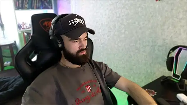 Chat +18 de _Serious_Man ao vivo