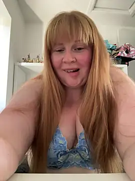 Curvy-GingeXX – Live XXX-chat