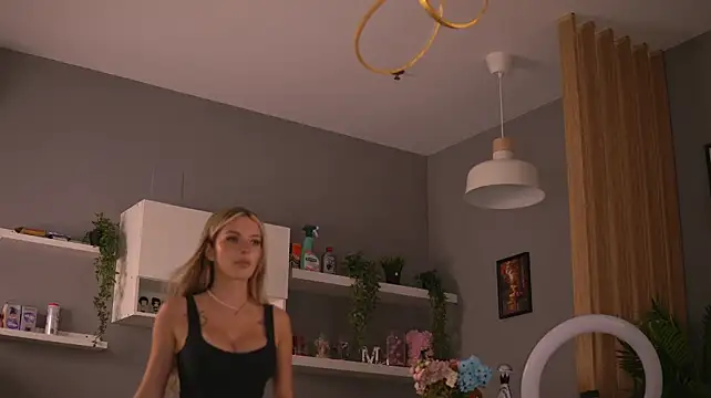 Chat +18 de ButterflyLeah ao vivo