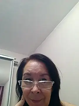 XXX chat uživo modela Celine_Faer1
