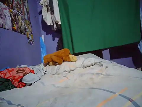 Ganimendes élő XXX-chatje