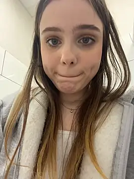 Lunabelle_'s Live XXX Chat
