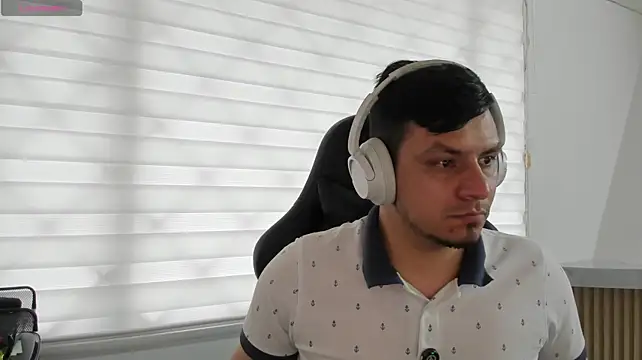 XXX chat uživo modela Rick_Adams