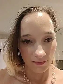 XXX chat uživo modela Chloe_StClaire