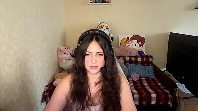 BrakyRefrain live XXX chat