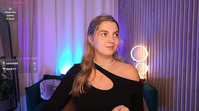 LucreciaStorm's Live XXX Chat