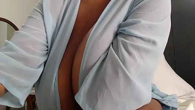 Katt008 - naked cum squirt