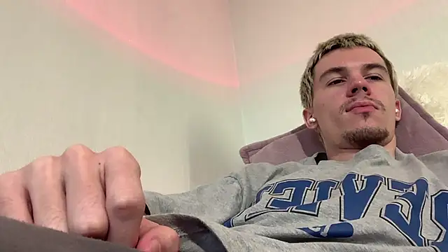 Chat XXX ao vivo de Jeremy1Scott