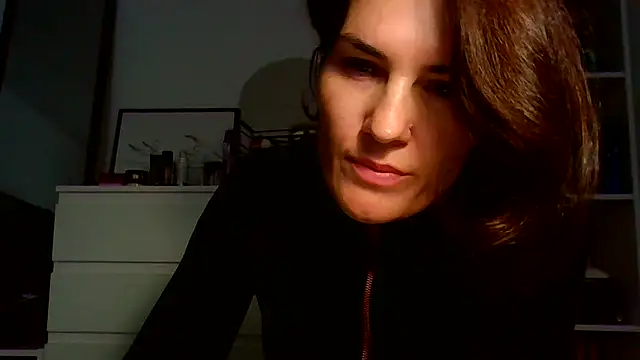 Ms-Lust1- Live XXX-Chat