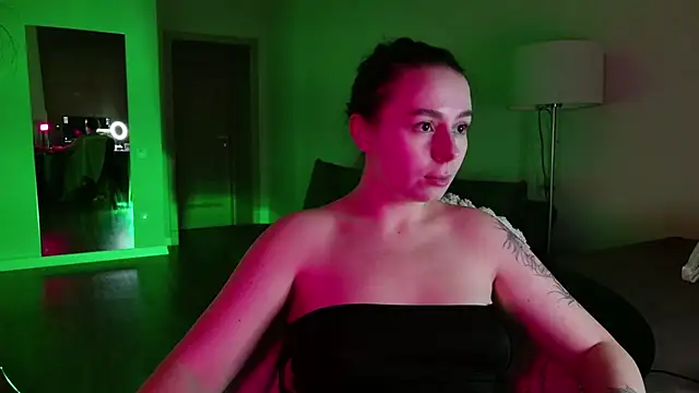 Di_na_Bell Chat XXX live
