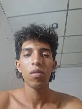 Chat +18 de Noscay ao vivo