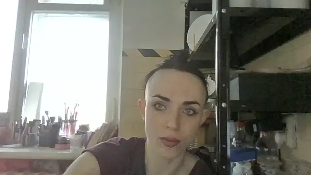 Trinsy_Love Live XXX Chat