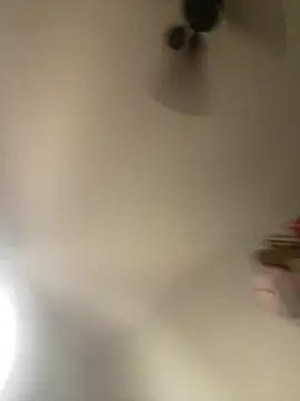 Chat +18 de julia_moreira ao vivo