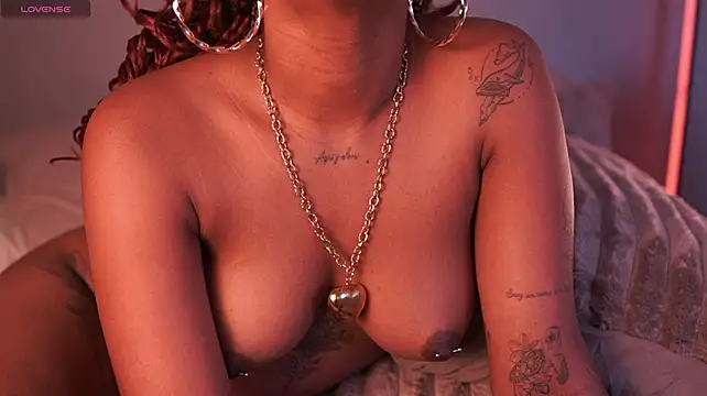 Ariafoster_ - fingering pussy
