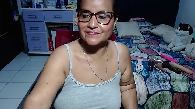 pervert_mommy_ লাইভ XXX চ্যাট