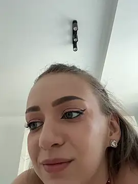 SuperbJade - 😈 Play with your cock 😈