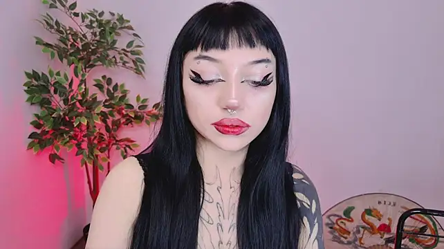 catipetite Live XXX Chat